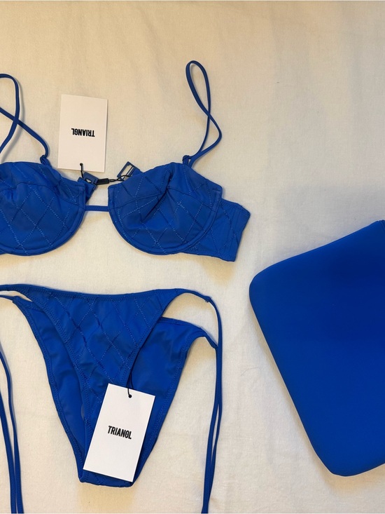 triangl swimwear Other - triangl swimwear Quilted Electric Blue Underwire Bikini Set
